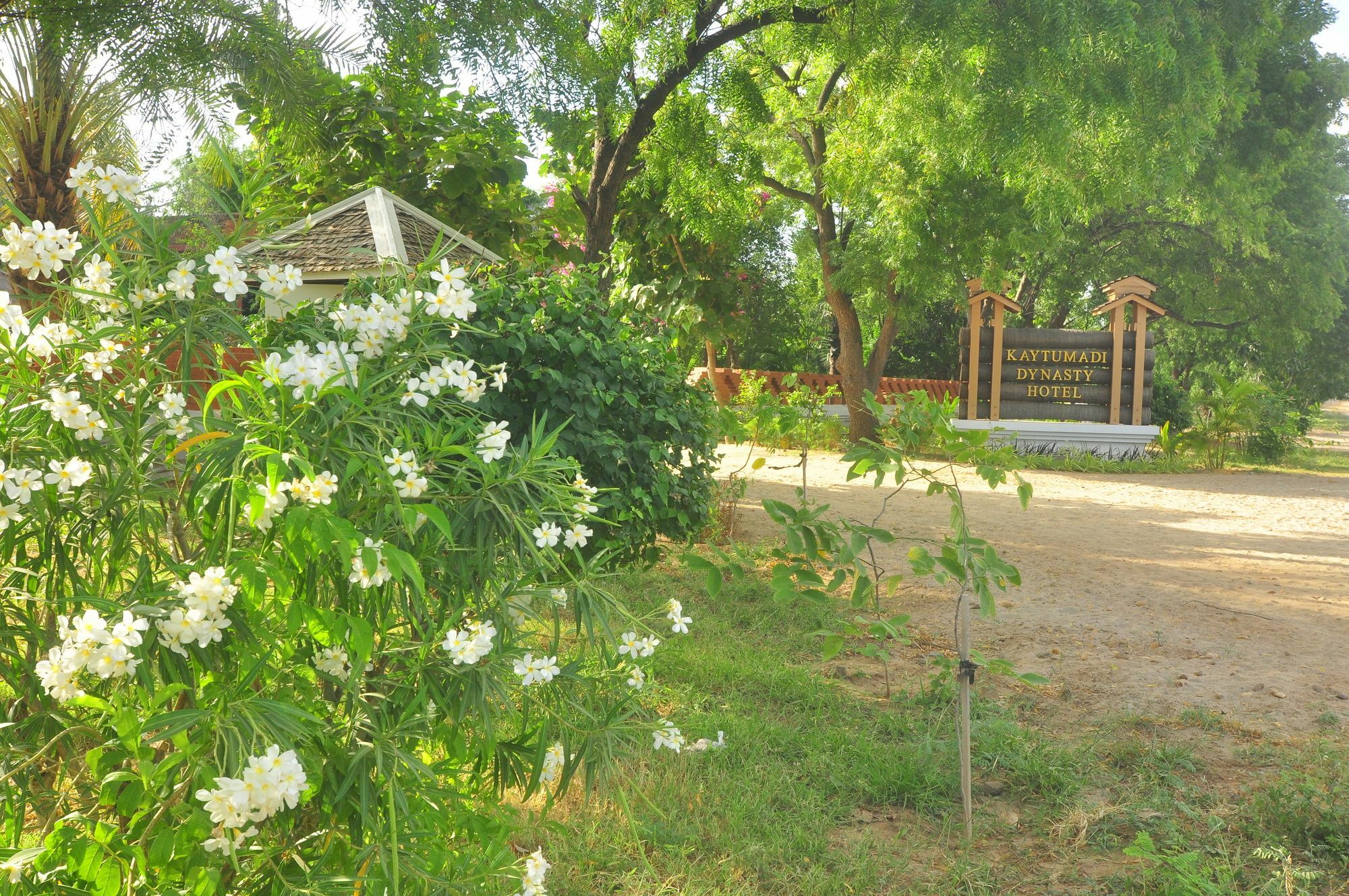 Kaytumadi Dynasty Hotel Bagan Bagian luar foto